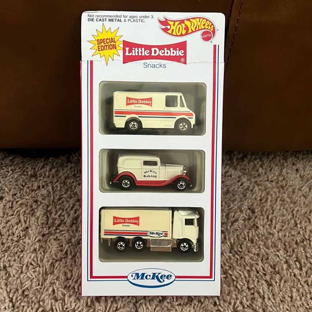 Mattel Hot Wheels - McKee Bakery - Little Debbie - 1994 Special Edition